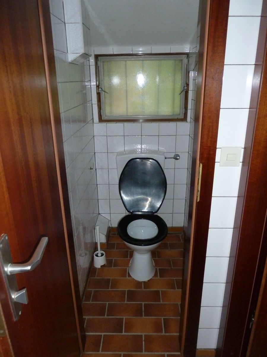 WC oben-002